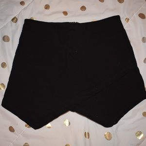 Envelope shorts/skirt